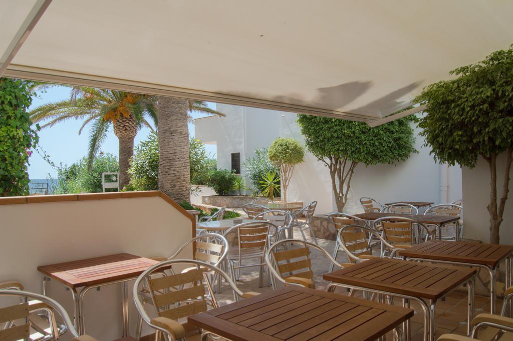 Sol Y Mar Hotel Playa Migjorn Exterior foto